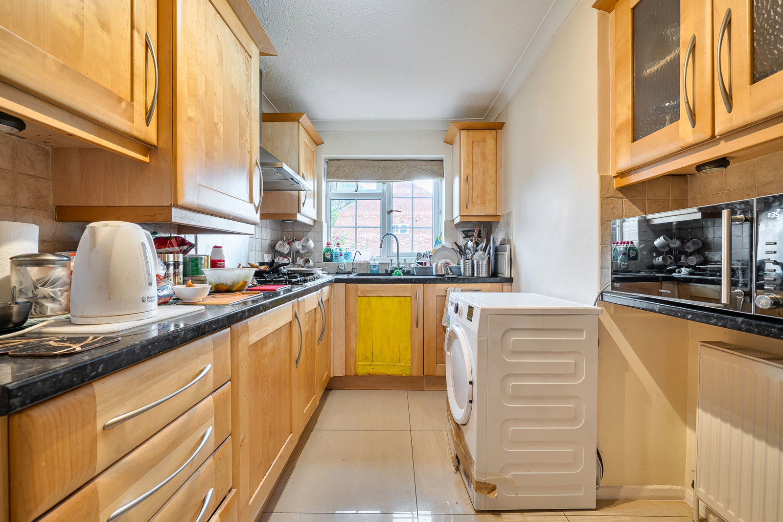 Semi Detached House for sale in Bushey, The Squirrels, Bushey, WD23