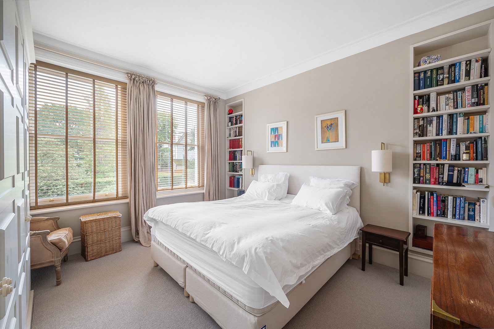 Apartment for sale in London, Putney Heath Lane, Putney, SW15, 1077 m²