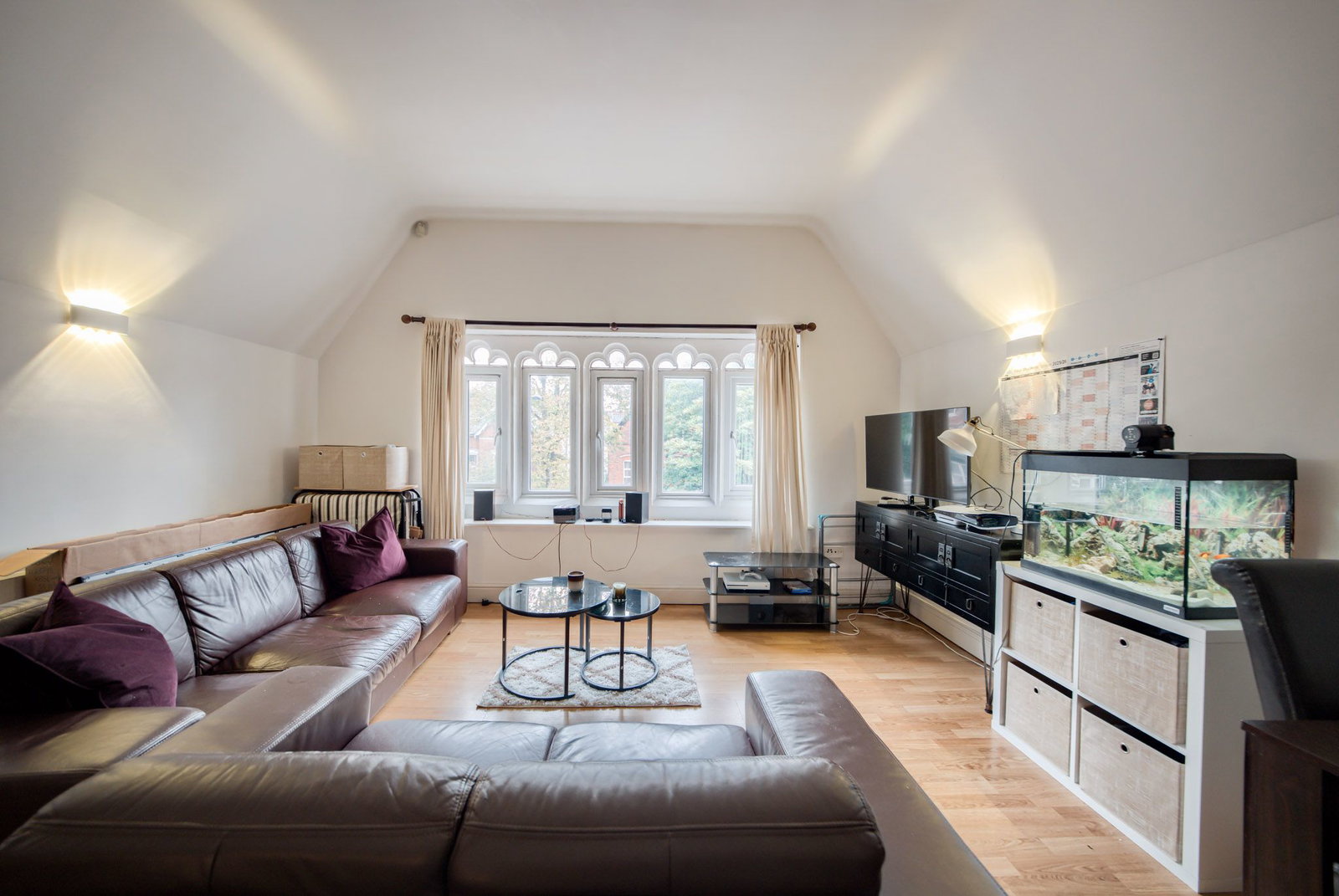 Flat for sale in Birmingham, Portland Court, Portland Road, Edgbaston, Birmingham, B16 9HS, 840 m²