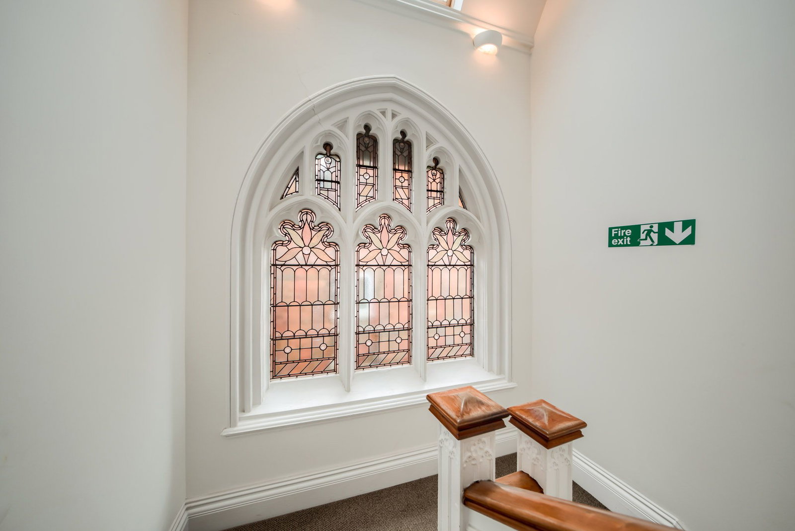 Flat for sale in Birmingham, Portland Court, Portland Road, Edgbaston, Birmingham, B16 9HS, 840 m²
