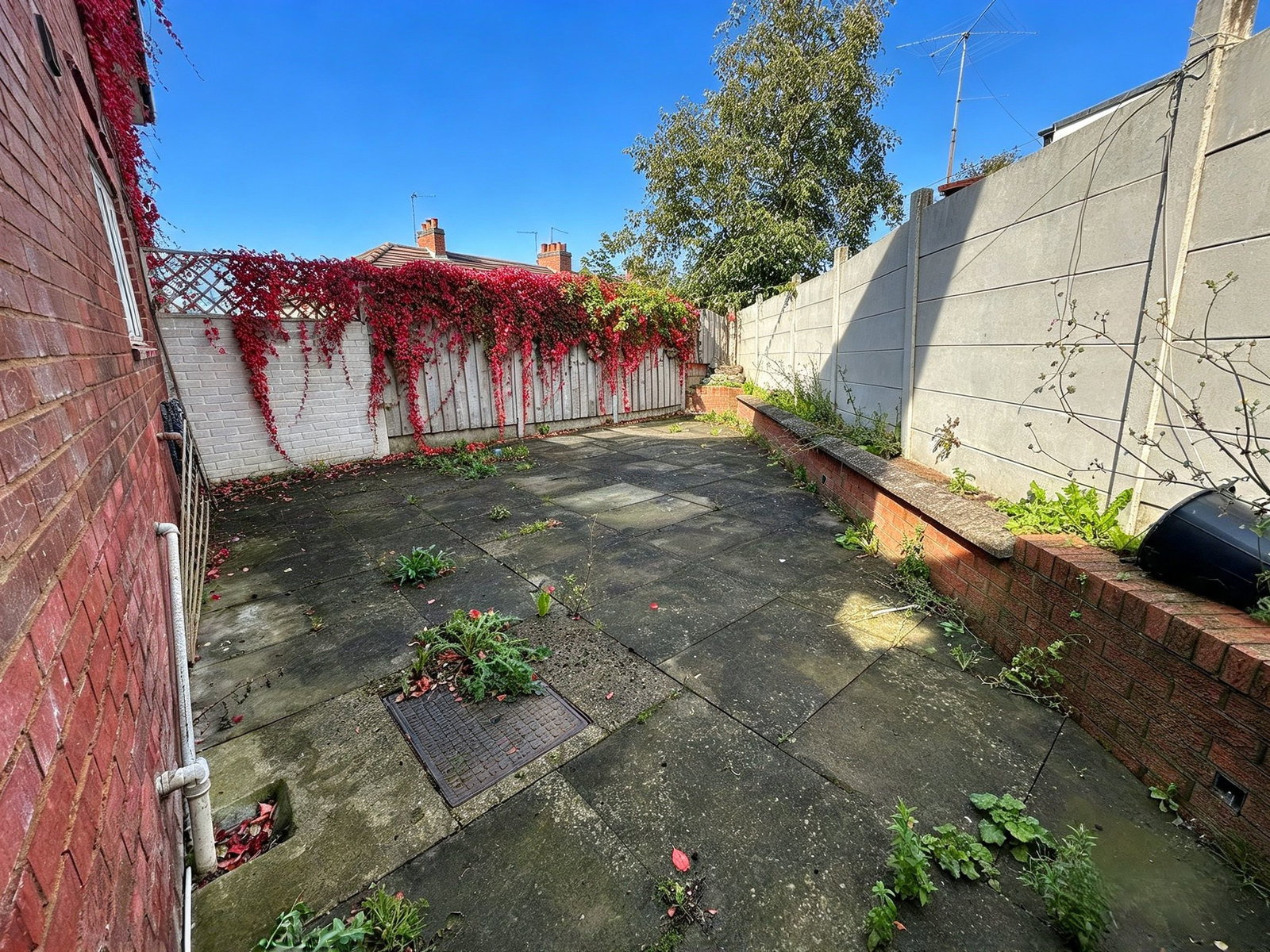 Semi Detached House for sale in Dudley, Gorse Road, Dudley, DY1 3LQ