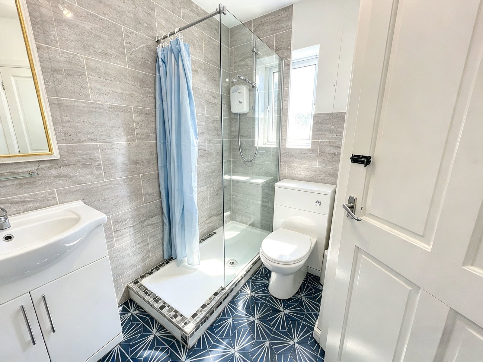 Semi Detached House for sale in Dudley, Gorse Road, Dudley, DY1 3LQ