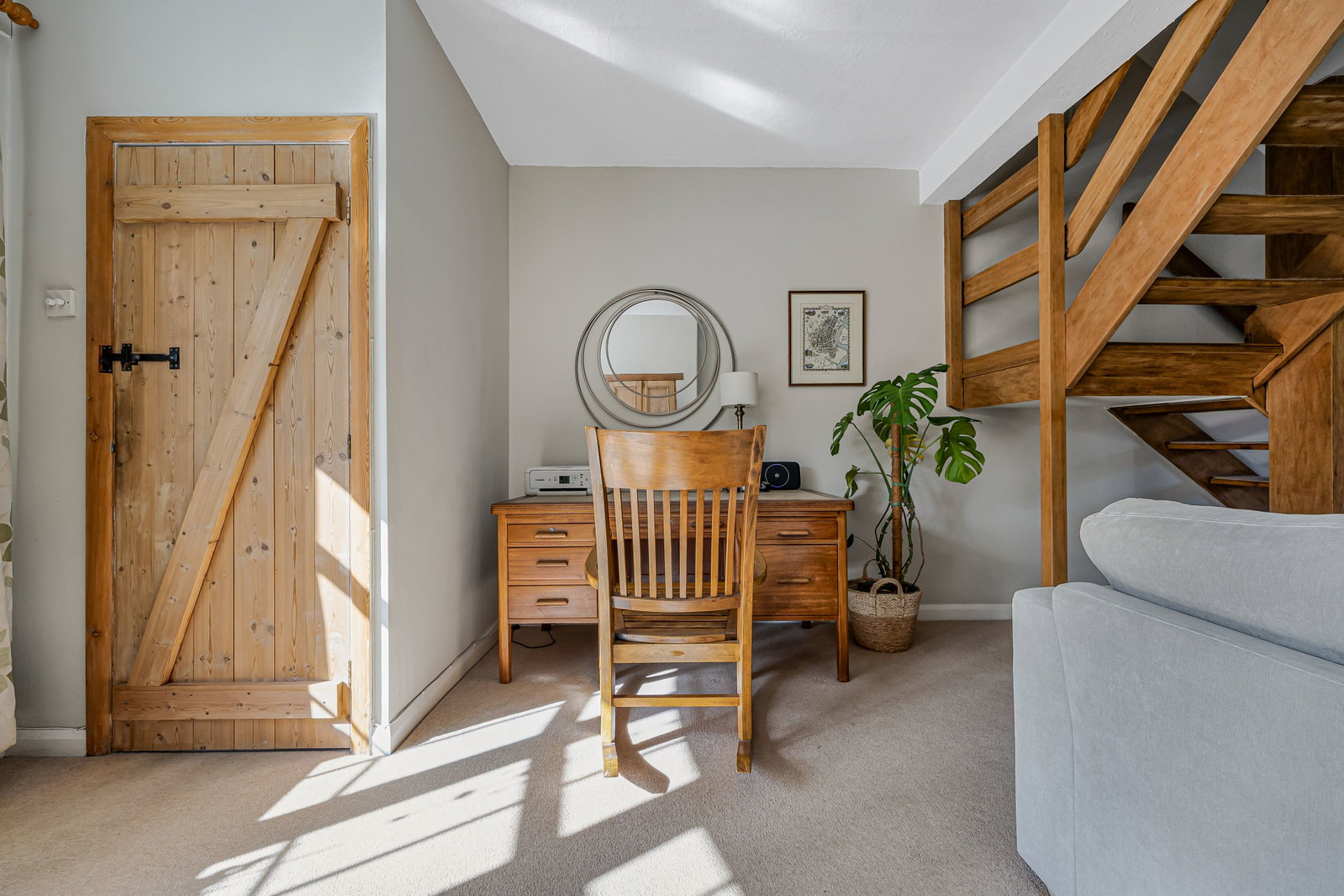 End Of Terrace House for sale in Kidderminster, Belbroughton Road, Blakedown, DY10 3JG, 1819 m²