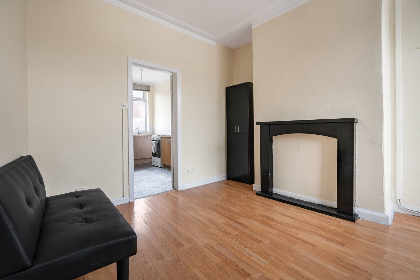 End Of Terrace House for sale in Manchester, Provident Avenue, Manchester, M19 3HT