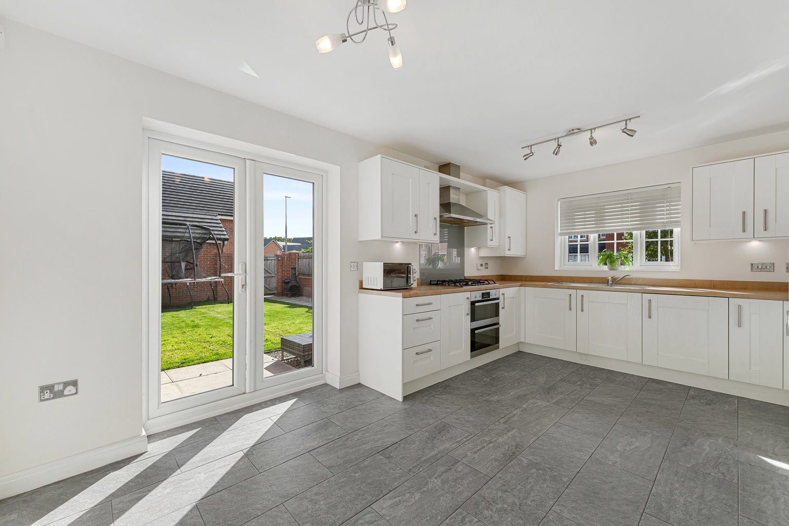 Detached House for sale in Warrington, Stirrups Farm Road, Lowton, WA3 2SX, 1659 m²