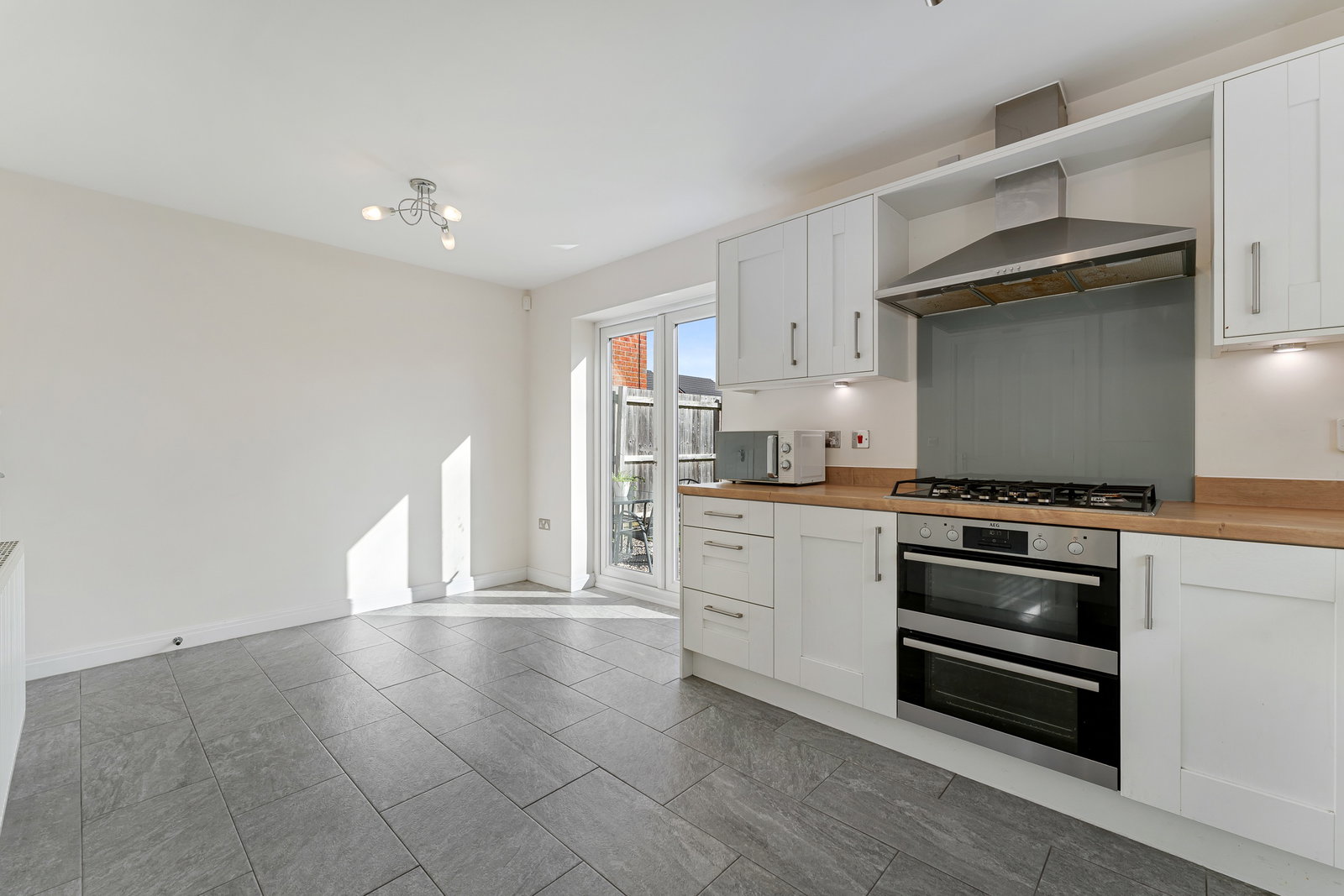 Detached House for sale in Warrington, Stirrups Farm Road, Lowton, WA3 2SX, 1659 m²