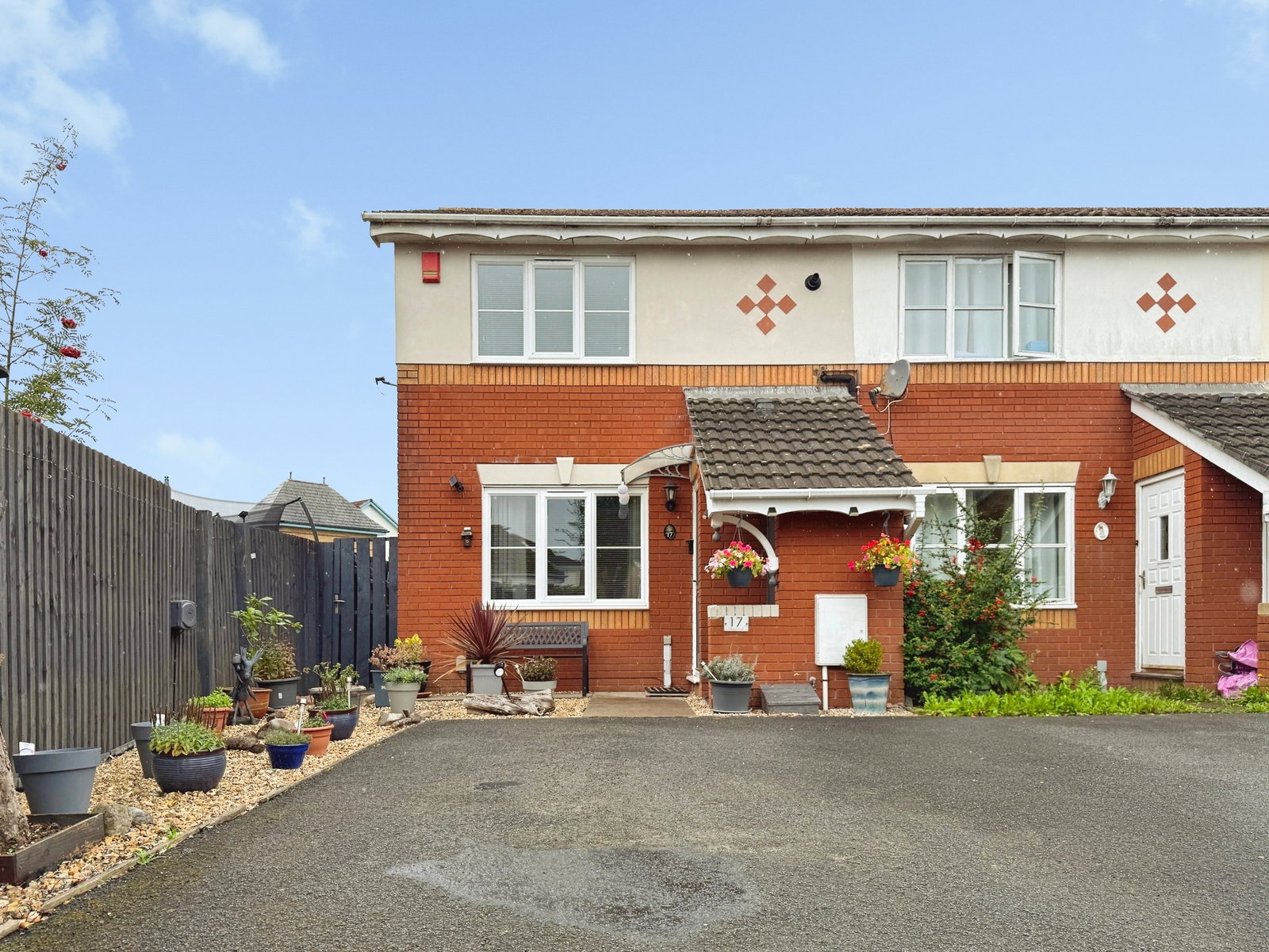 End Of Terrace House for sale in Swansea, Megan Close, Gorseinon, Swansea, SA4 4PS
