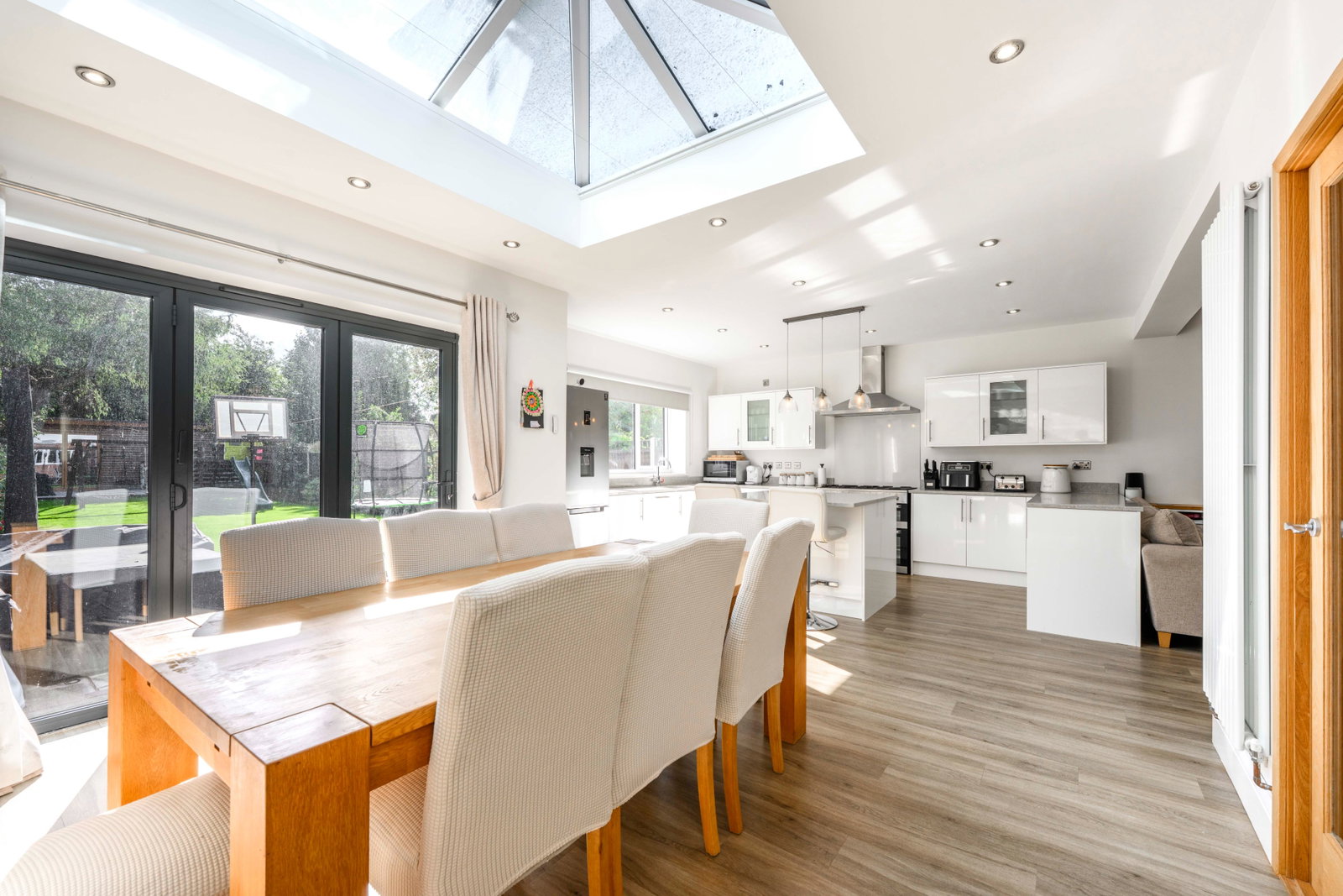 Semi Detached House for sale in Sutton Coldfield, Emmanuel Road, Sutton Coldfield, B73, 2389 m²