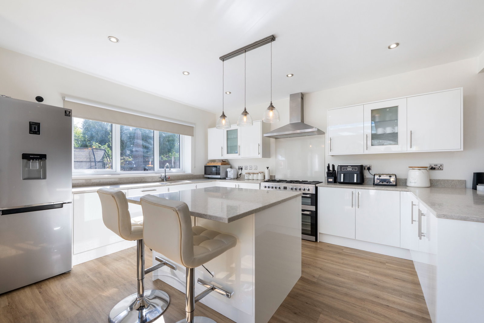 Semi Detached House for sale in Sutton Coldfield, Emmanuel Road, Sutton Coldfield, B73, 2389 m²
