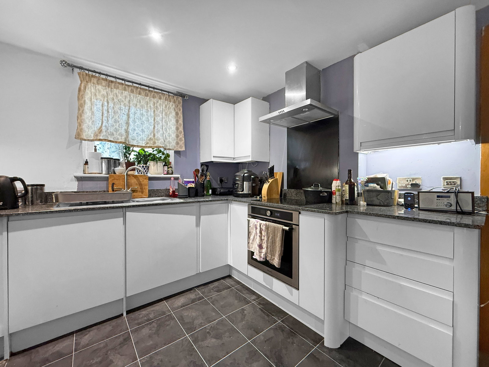 Detached House for sale in Trowbridge, Adcroft Drive, Trowbridge, BA14, 614 m²