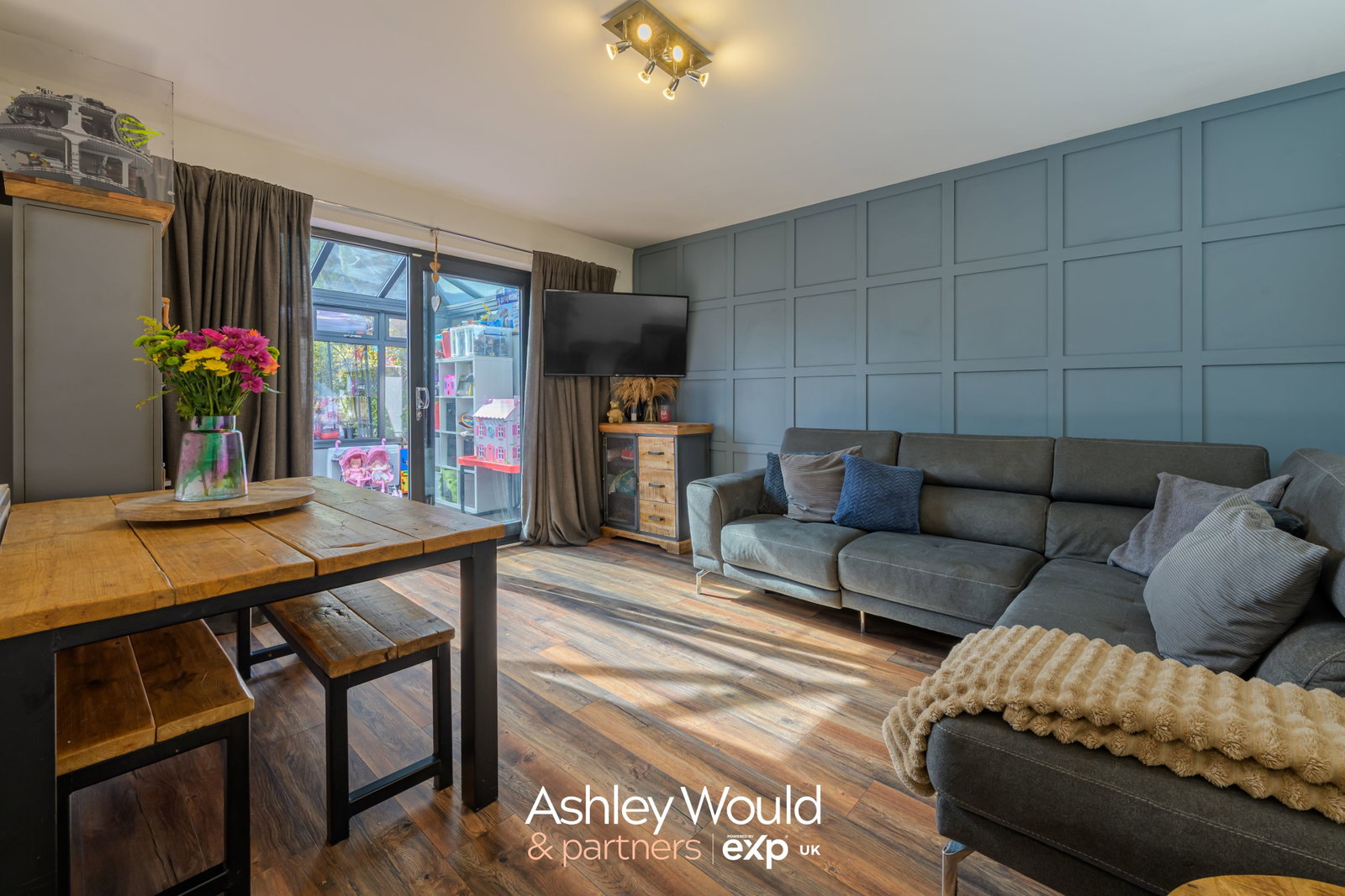 Semi Detached House for sale in Oldbury, Bernard Road, Oldbury, B68 9AP