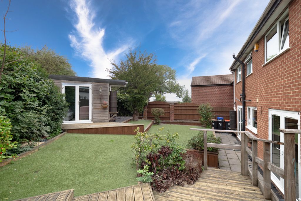 Detached House for sale in Nottingham, Church Lane, Underwood, NG16 5FR