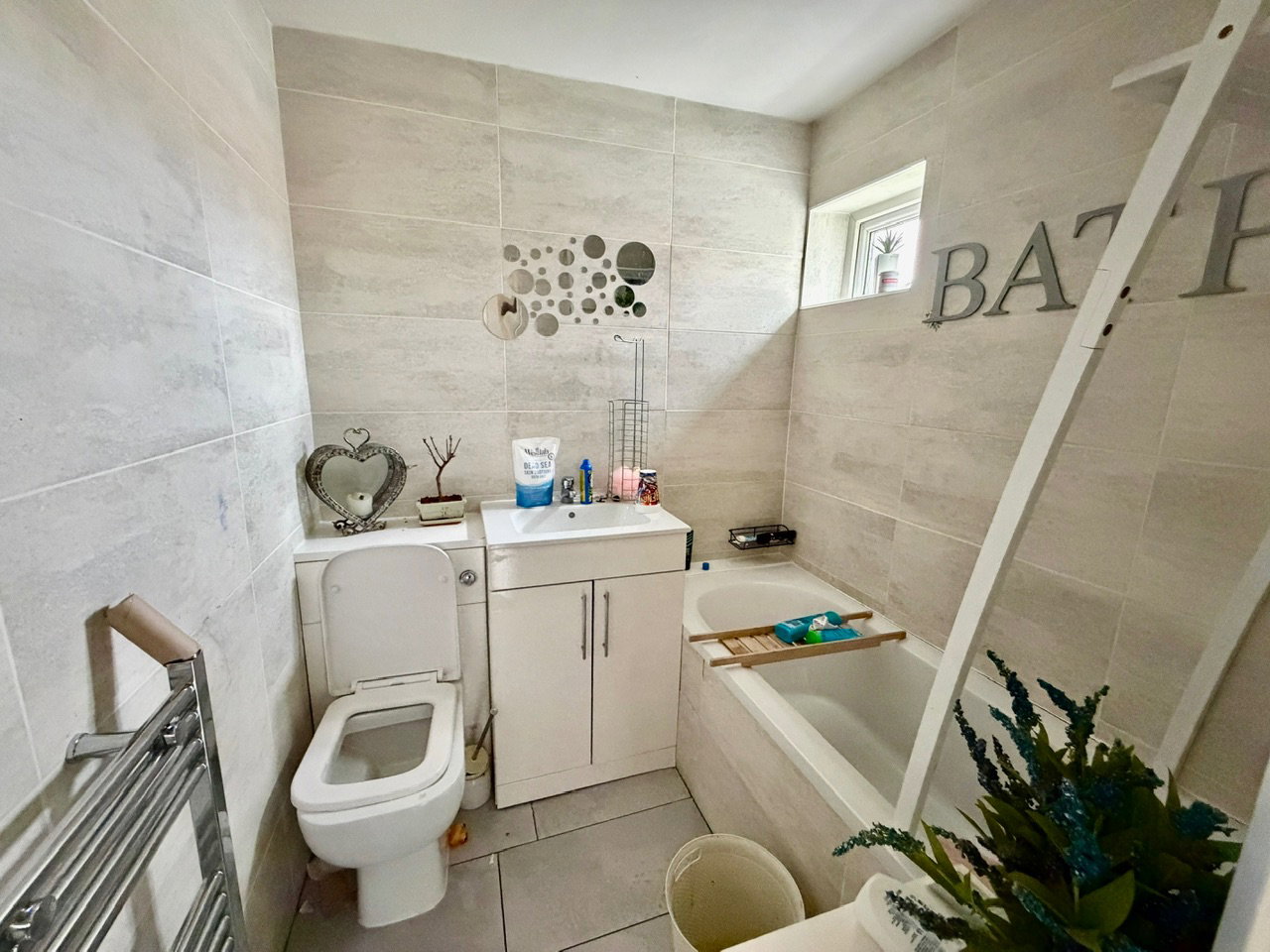 Terraced House for sale in Treharris, Maes-yr-Onen, Nelson, Treharris, CF46 6LF