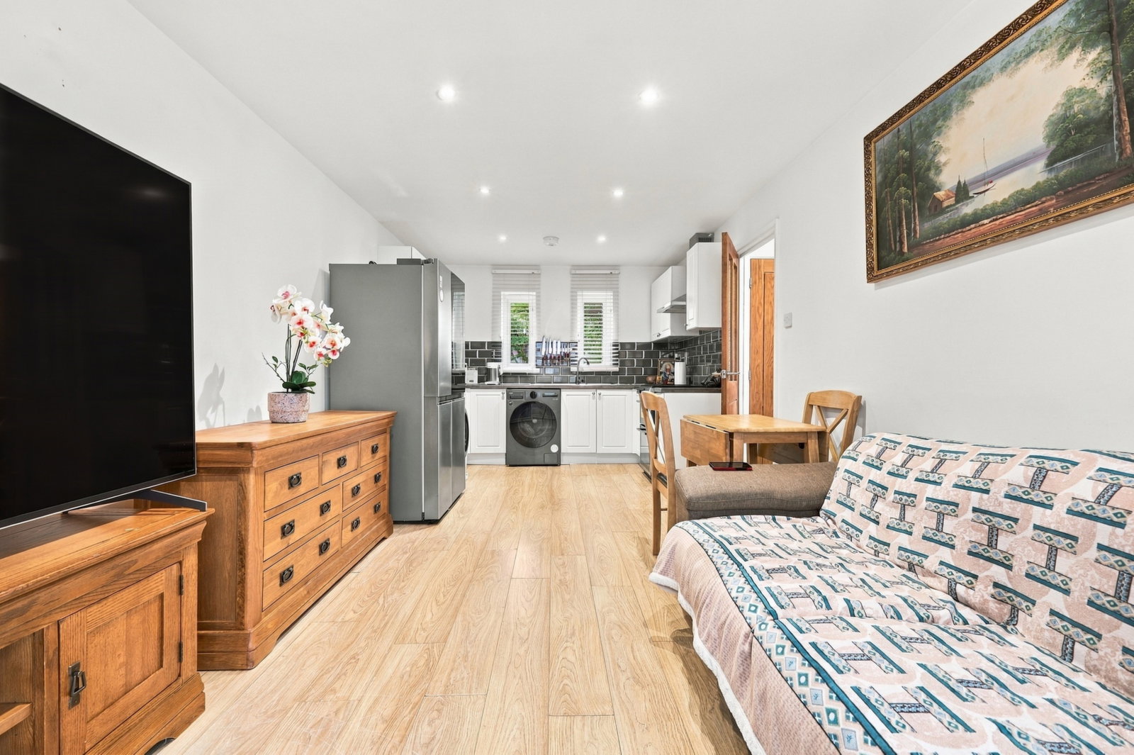 Flat for sale in Basildon, Copperfields, Basildon, SS15 5RS, 427 m²