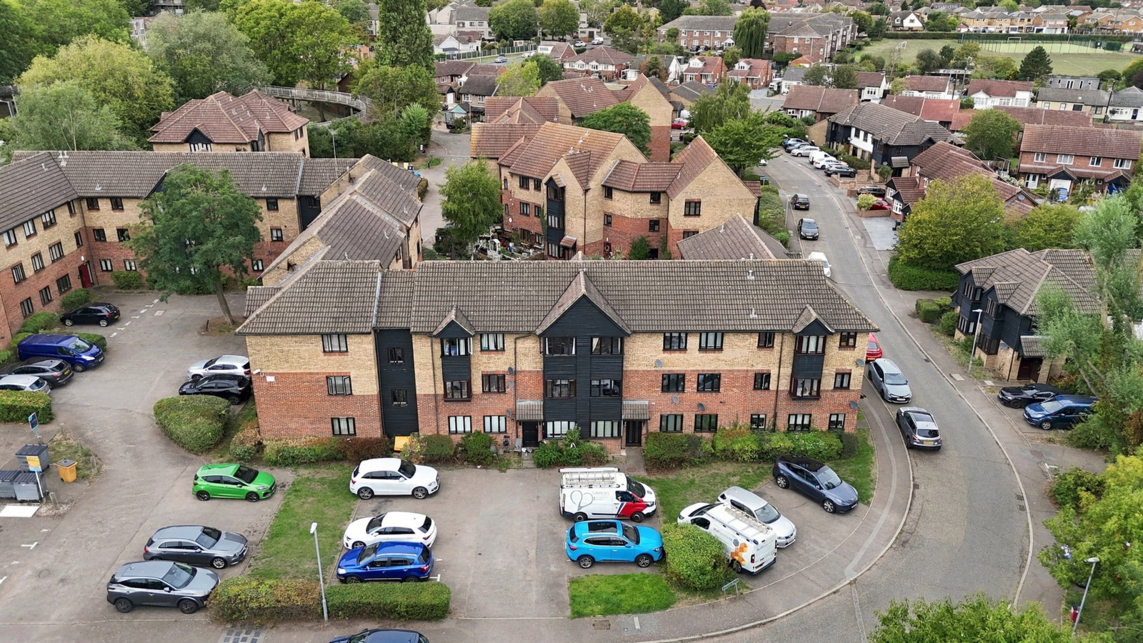 Flat for sale in Basildon, Copperfields, Basildon, SS15 5RZ, 517 m²