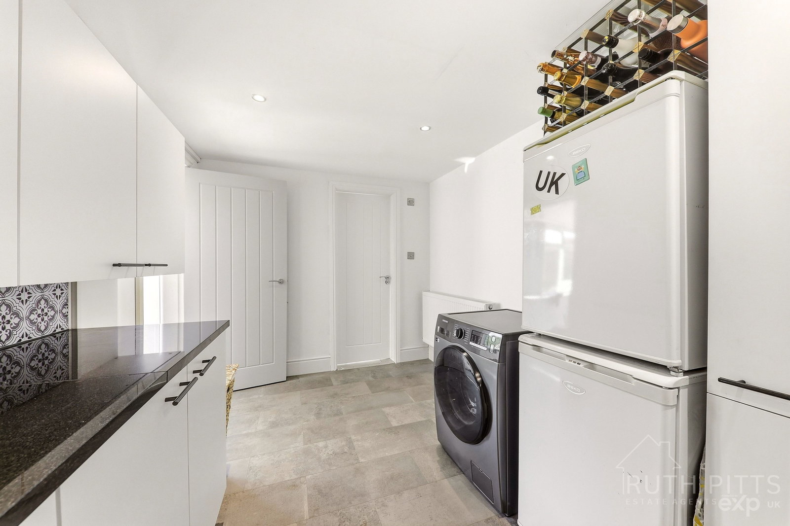 Detached House for sale in Pontefract, Springvale Road, South Kirkby, WF9