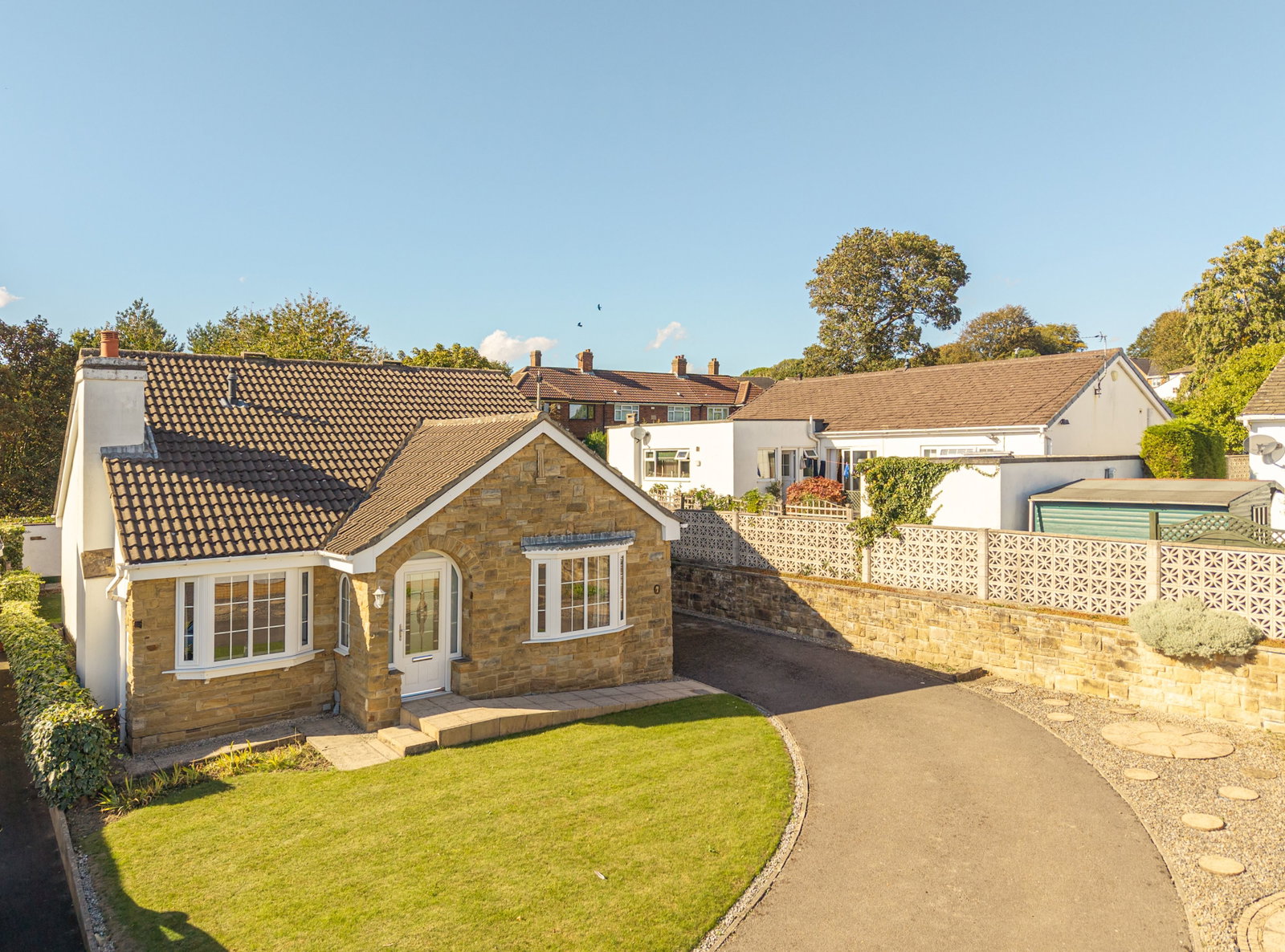 Bungalow for sale in Leeds, Manor Croft, Leeds, LS15 9BW