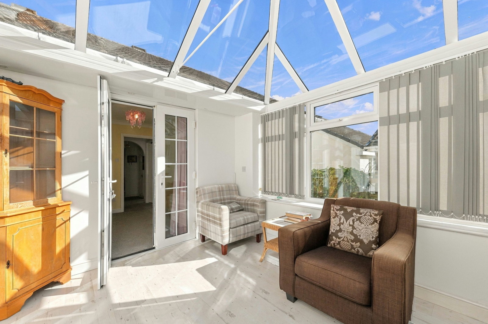 Bungalow for sale in Leeds, Manor Croft, Leeds, LS15 9BW