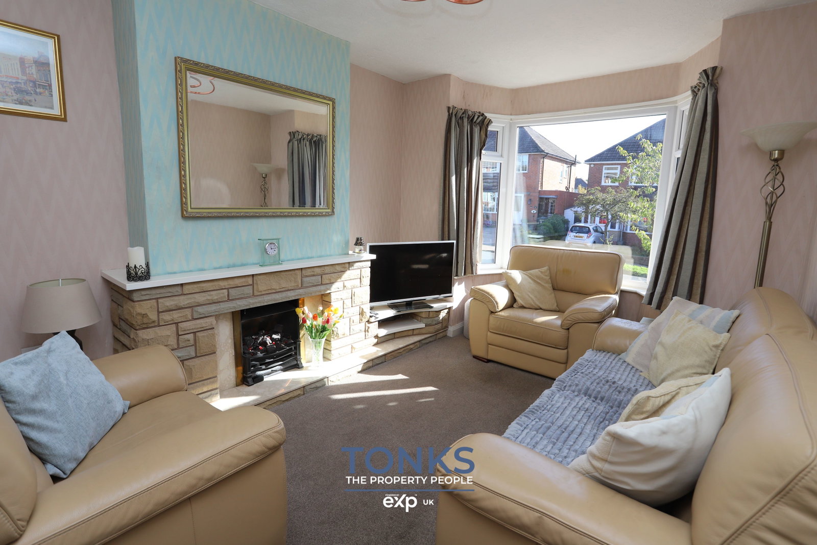 Semi Detached House for sale in Birmingham, Worlds End Avenue, Quinton, Birmingham, B32 1JE