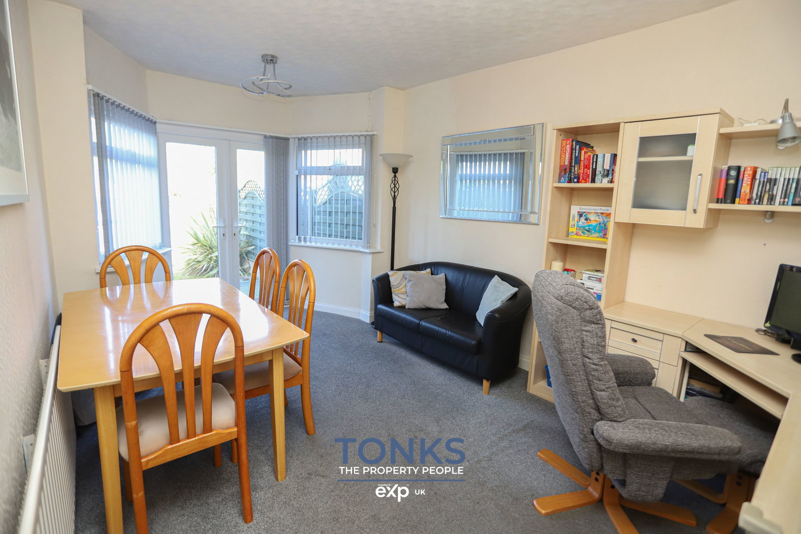 Semi Detached House for sale in Birmingham, Worlds End Avenue, Quinton, Birmingham, B32 1JE