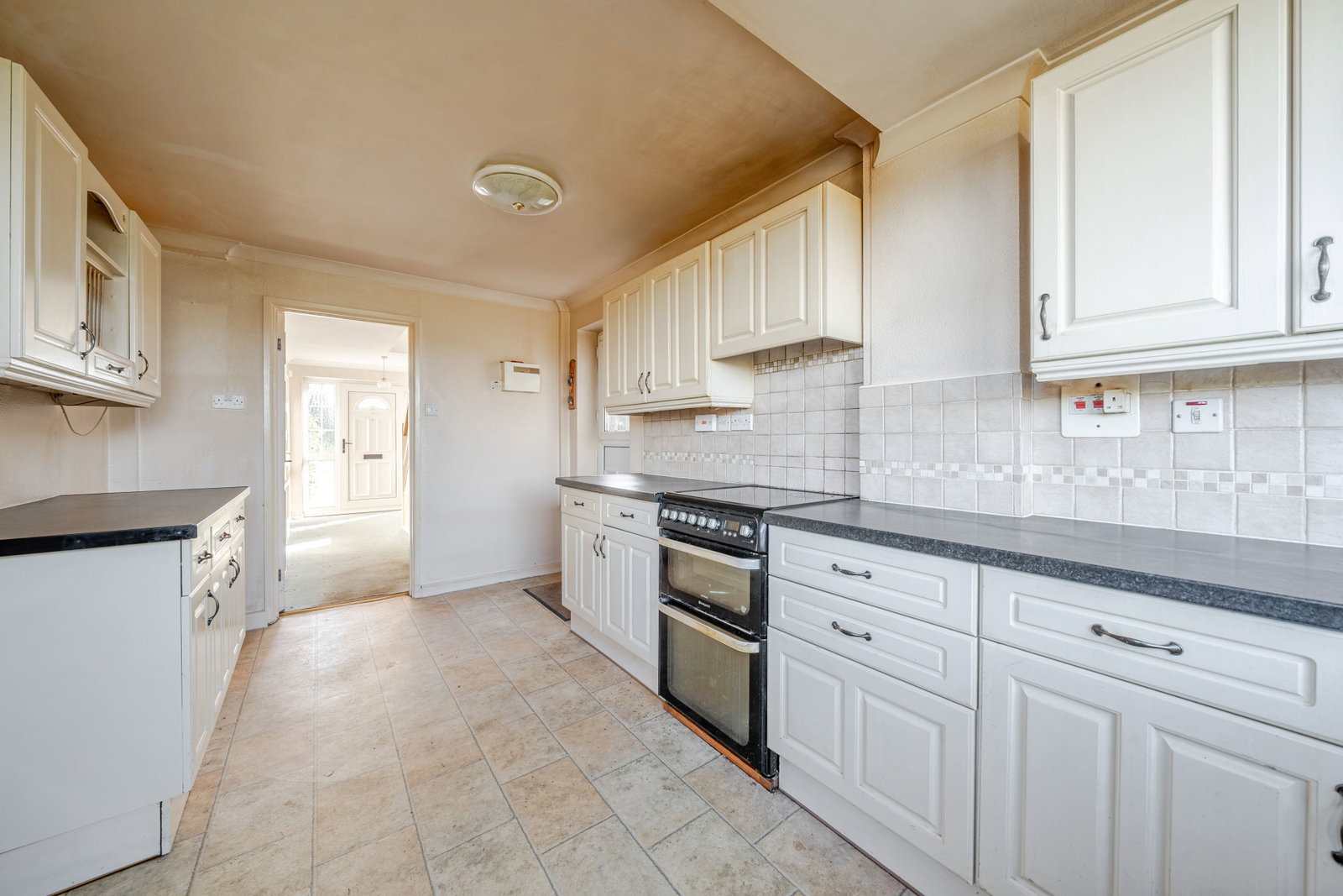 Detached House for sale in York, Otterwood Paddock, Stamford Bridge, York, YO41 1BA, 1079 m²