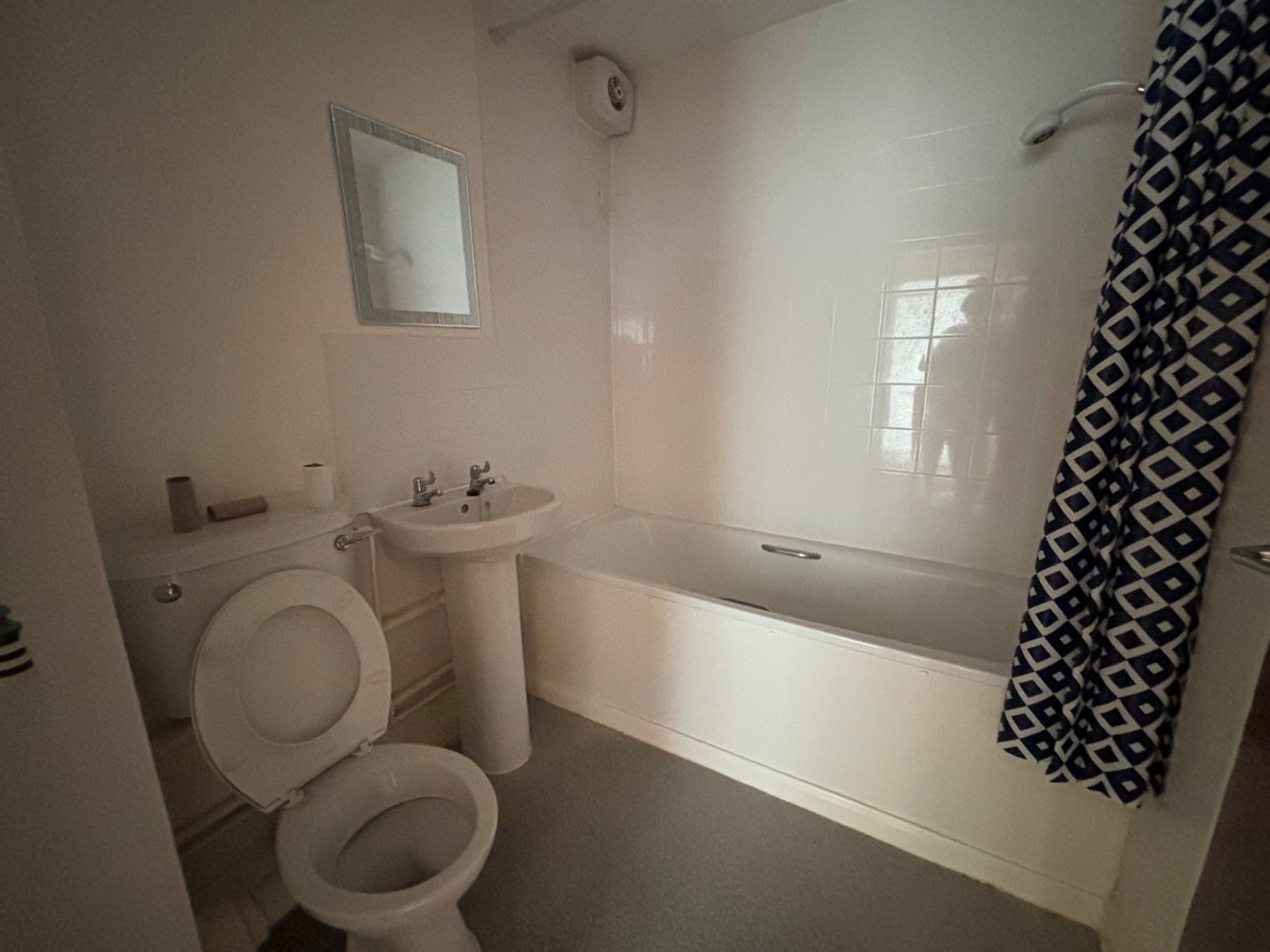 Flat for sale in Ramsgate, Victoria Parade, Ramsgate, CT11 8DE