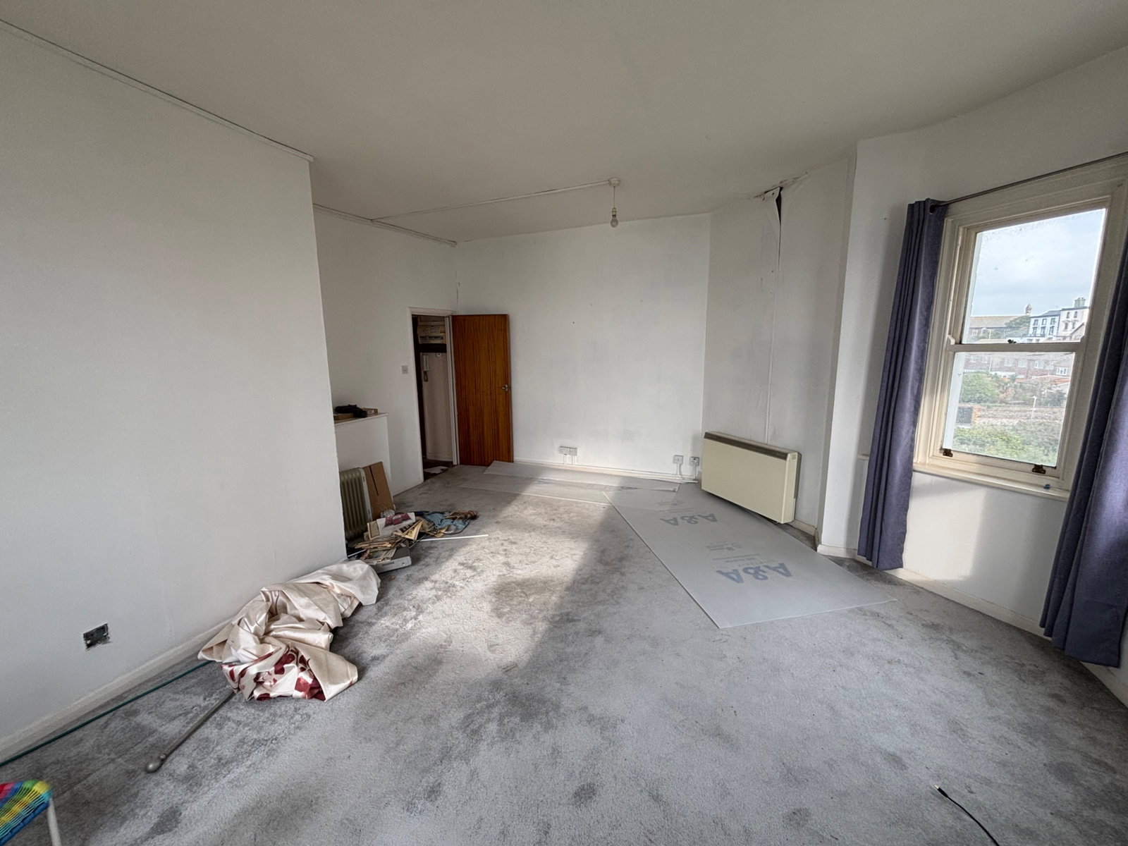 Flat for sale in Ramsgate, Victoria Parade, Ramsgate, CT11 8DE