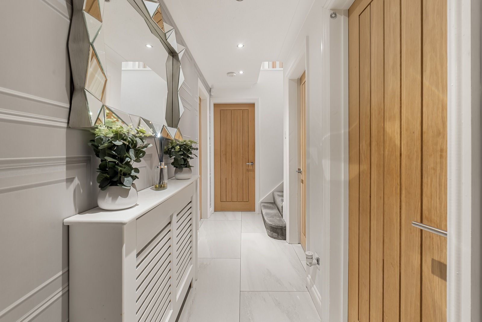 Detached House for sale in Bradford, Cropredy Close, Queensbury