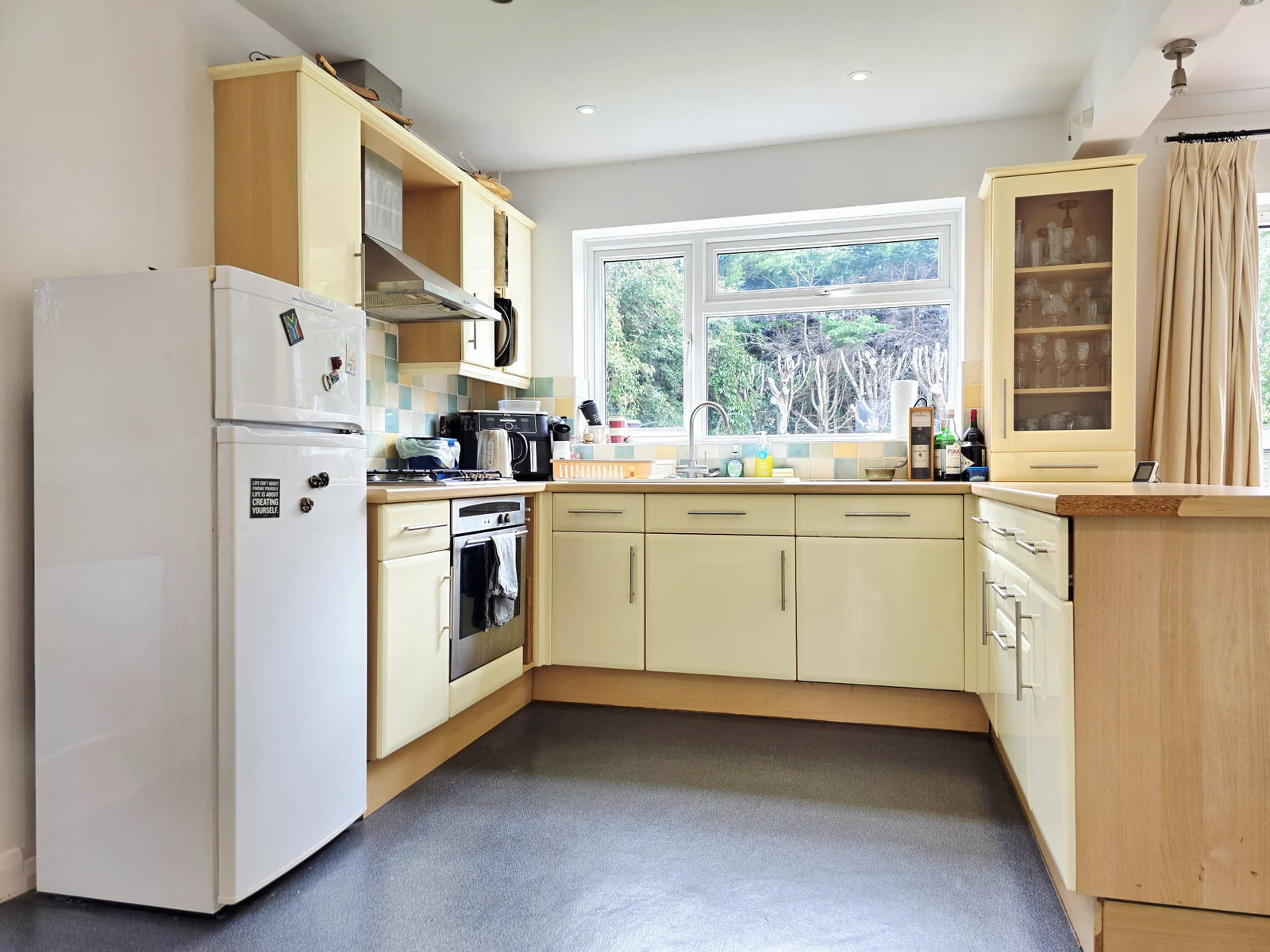 Detached House for sale in Canterbury, Byron Close, Canterbury, CT1 1XN