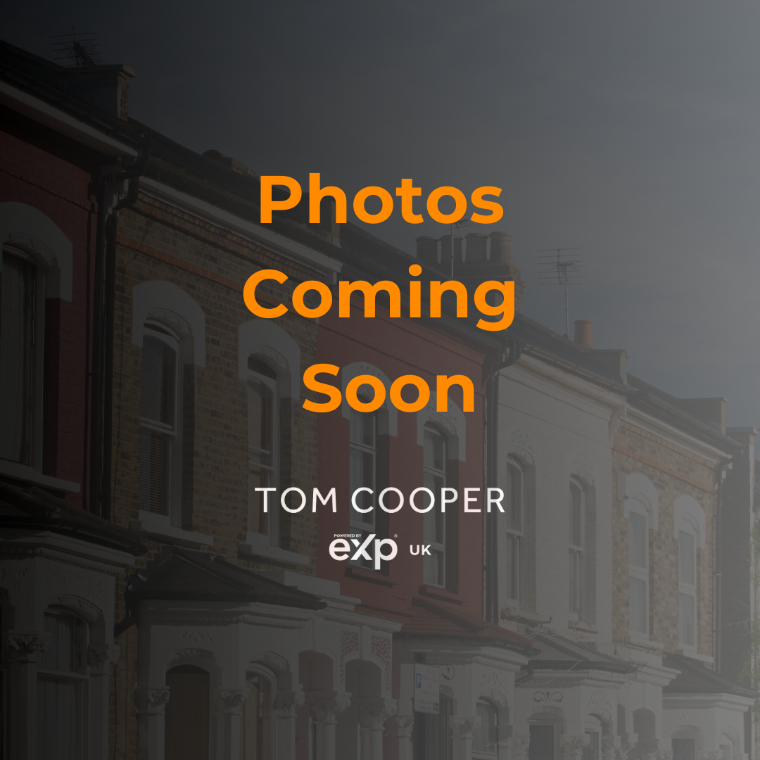 Semi Detached House for sale in Solihull, Rock Road, Solihull