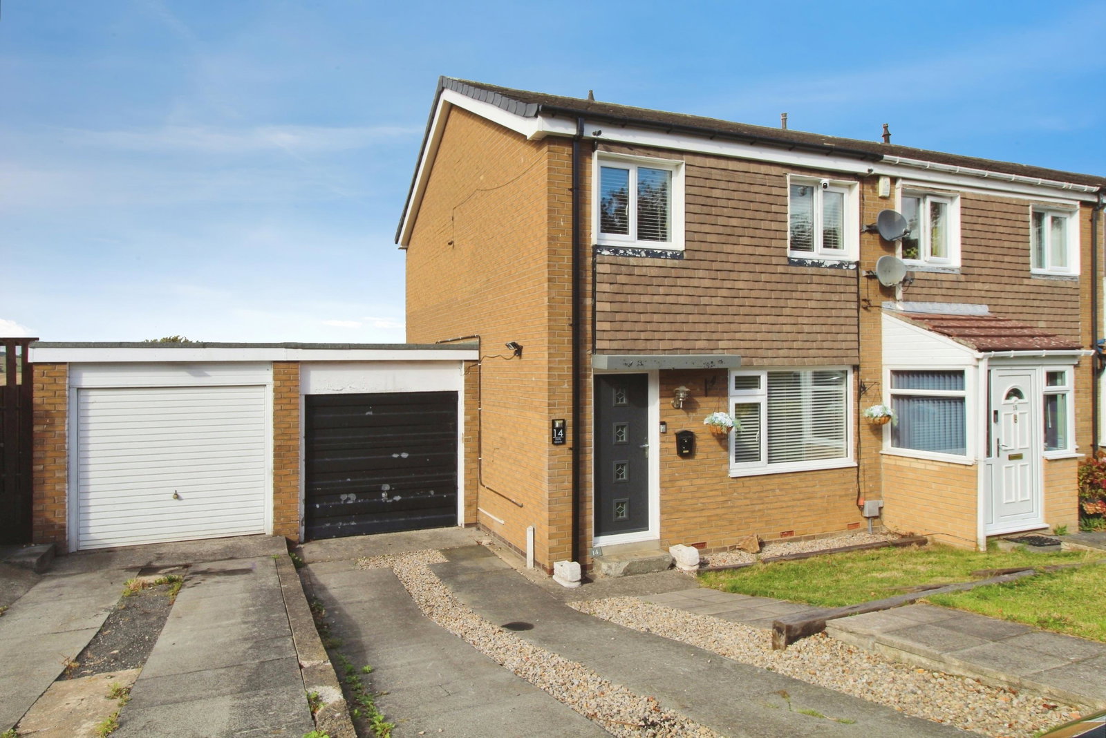 Semi Detached House for sale in Prudhoe, Holly Grove, Prudhoe, NE42 6PS