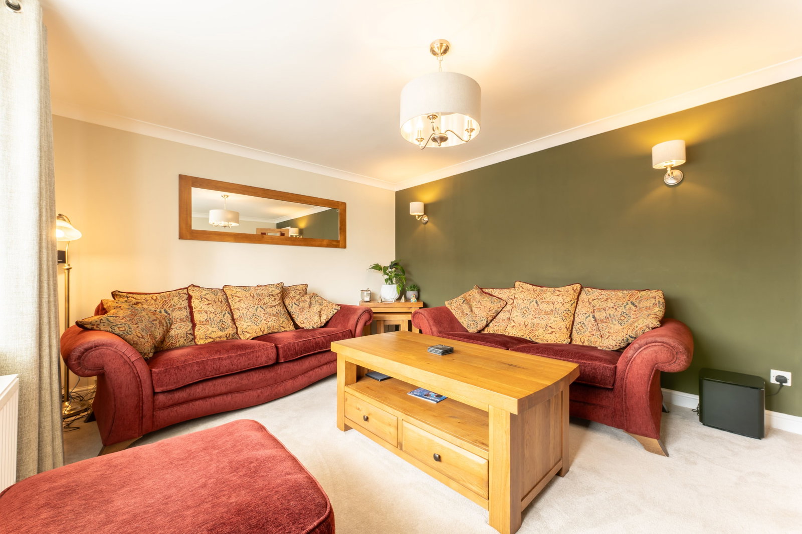 Detached House for sale in York, Keble Park North, Bishopthorpe, York, YO23 2SX, 1130 m²