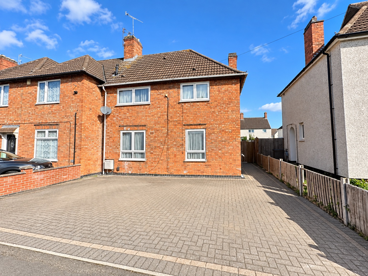 End Of Terrace House for sale in Leicester, Bewicke Road, Braunstone, Leicester, LE3 1BB