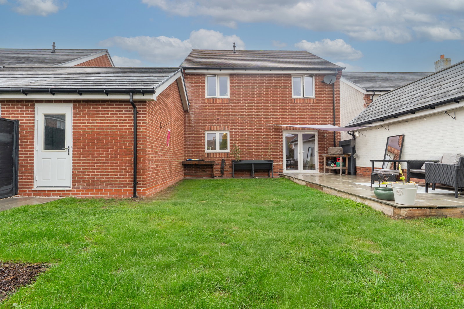 Detached House for sale in Alton, Goswell Square, Alton, GU34 2FZ, 1590 m²