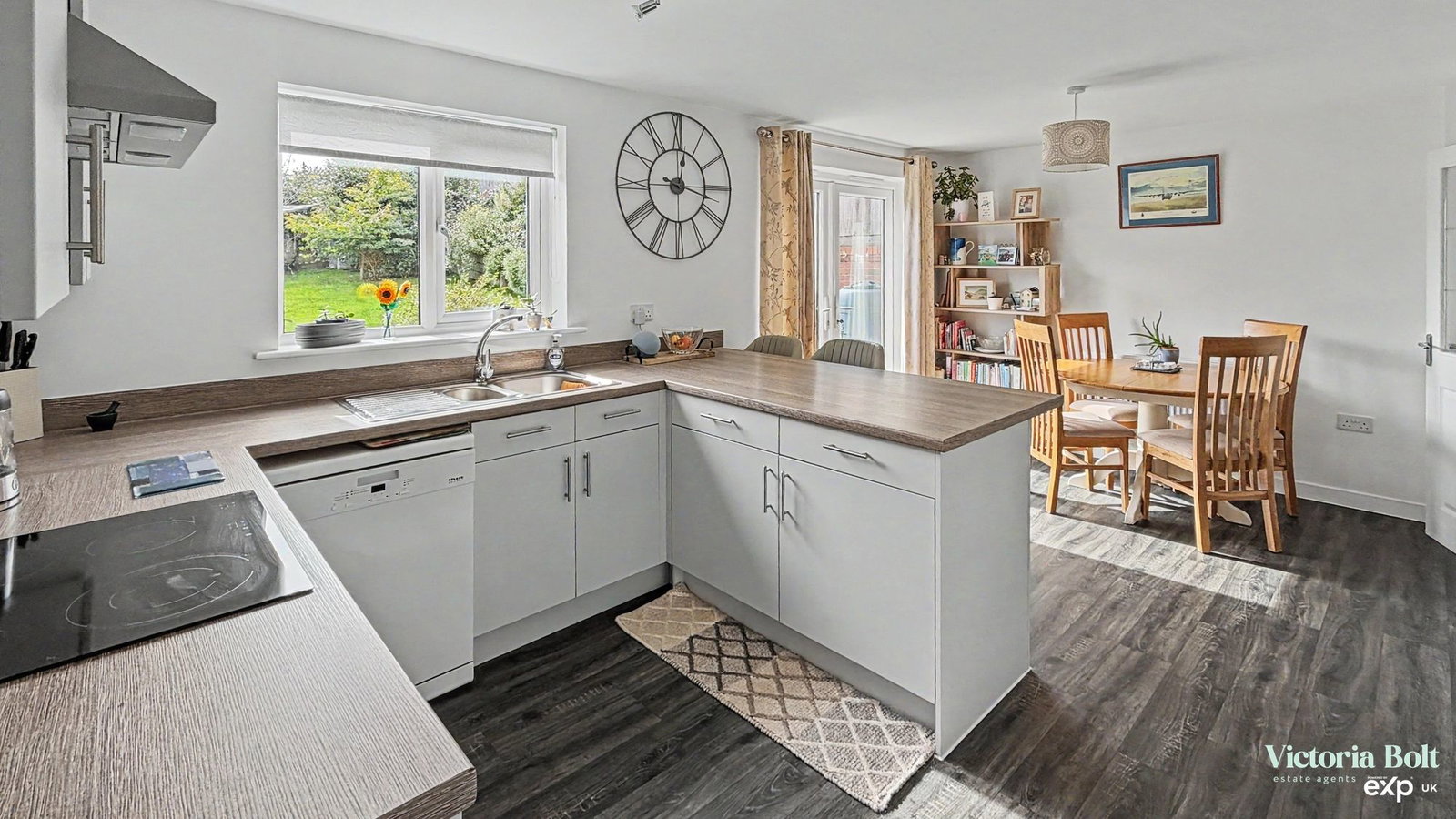 Detached House for sale in Ivybridge, Harston Road, Ivybridge, 1220 m²