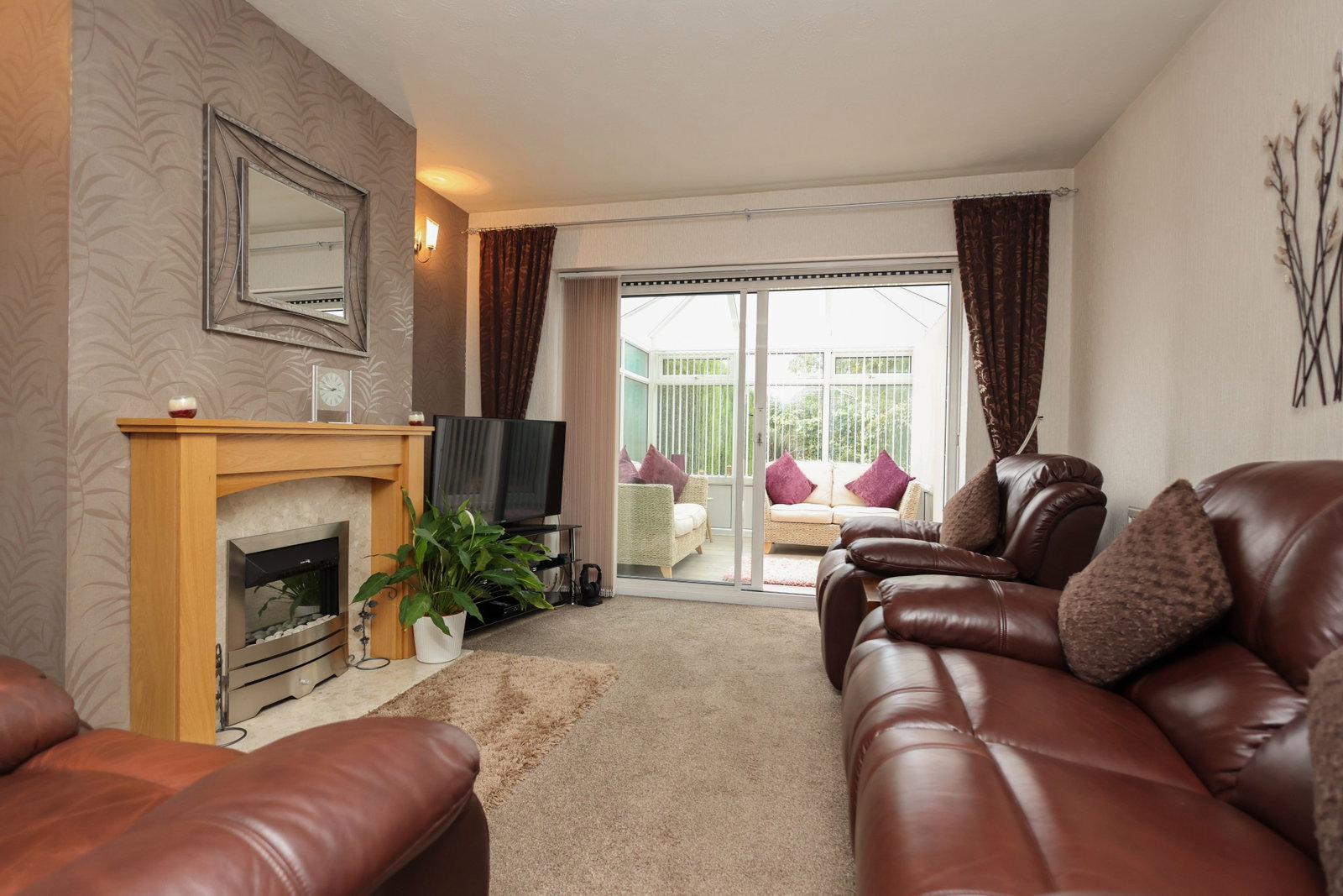 Semi Detached House for sale in Birmingham, Grange Crescent, Rednal, Birmingham, B45 9XB