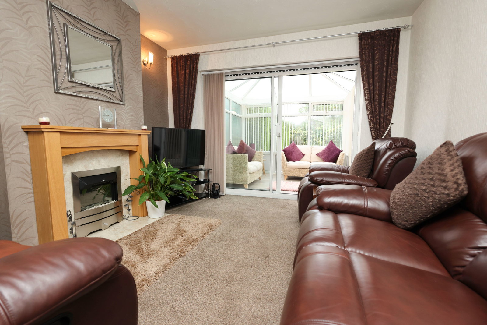 Semi Detached House for sale in Birmingham, Grange Crescent, Rednal, Birmingham, B45 9XB