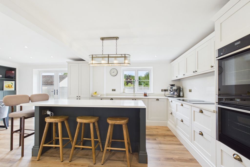 Detached House for sale in Lincoln, Apple Cottage, Old Rectory Gardens, Sturton By Stow, Lincoln, LN1 2FE, 1576 m²