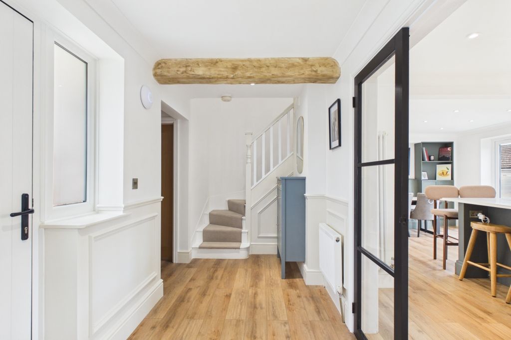 Detached House for sale in Lincoln, Apple Cottage, Old Rectory Gardens, Sturton By Stow, Lincoln, LN1 2FE, 1576 m²