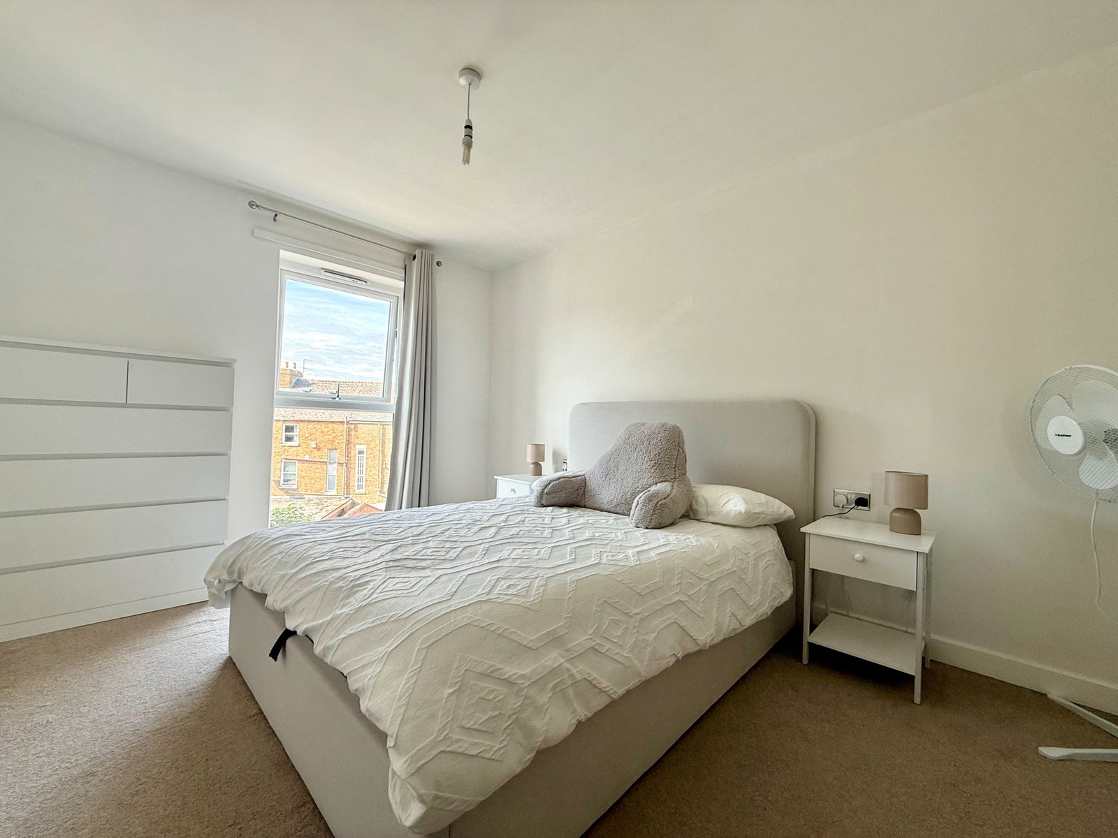 Apartment for sale in Gloucester, Walkinshaw Court, Gloucester, GL1, 616 m²