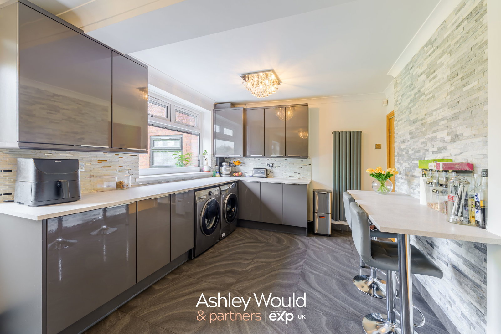 Semi Detached House for sale in Oldbury, Kingsway, Oldbury, B68