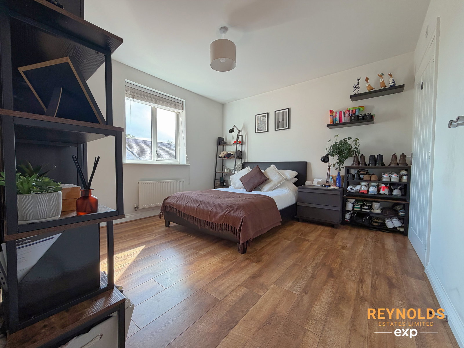 Apartment for sale in West Malling, Charlotte Way, Leybourne Chase, West Malling, Kent, ME19 5FA, 764 m²