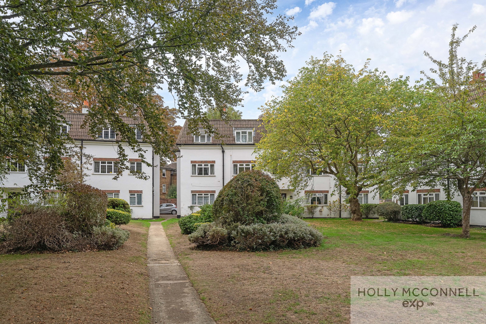 Flat for sale in Bromley, Dainton Close, Bromley, BR1 3JA, 679 m²