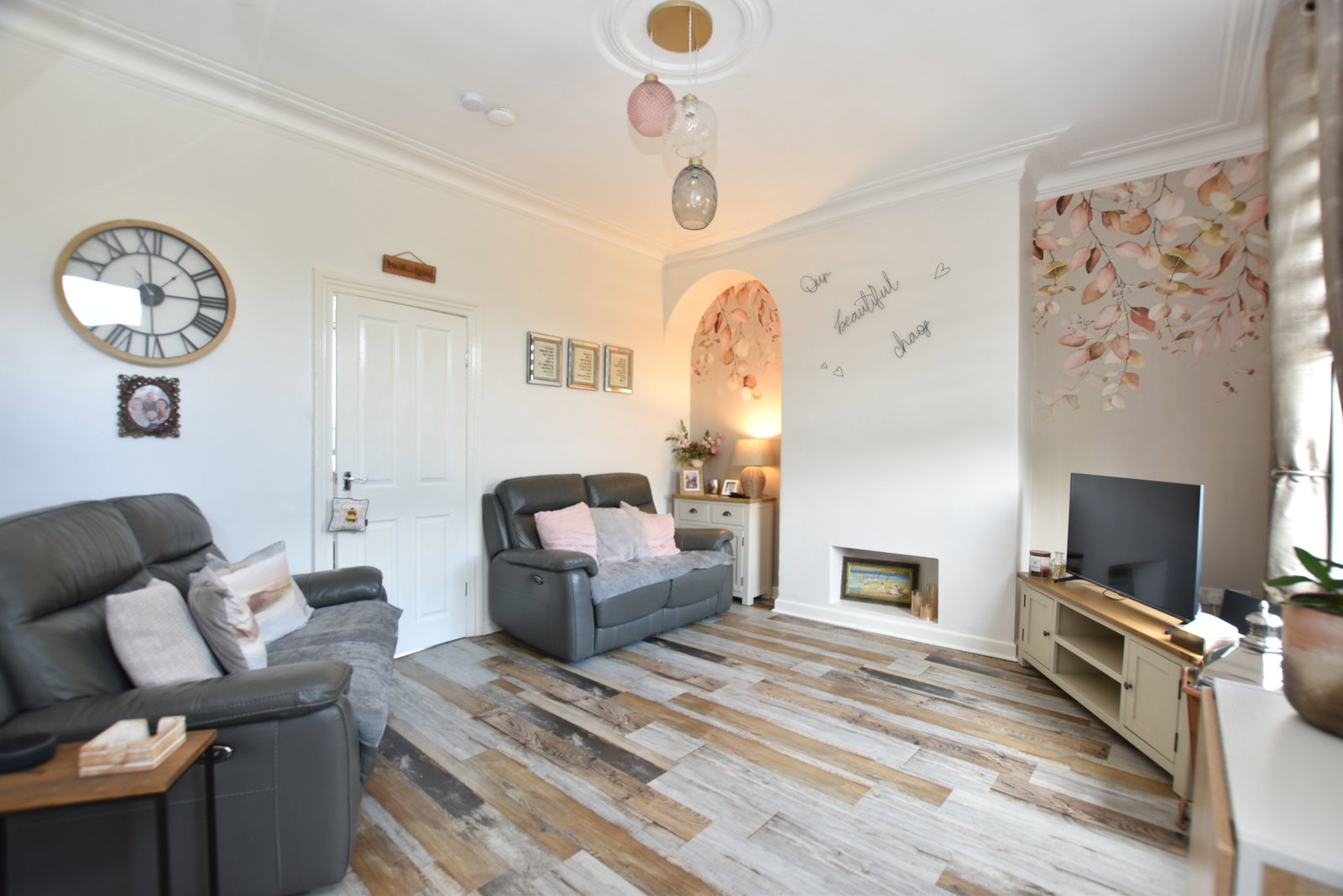 Terraced House for sale in Wakefield, Colville Terrace, THORPE, Wakefield WF3, 1087 m²