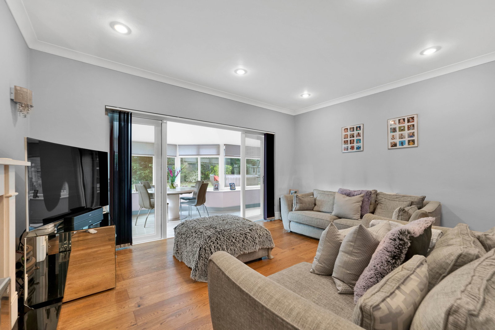 Detached House for sale in Leicester, Cedar Avenue, Birstall