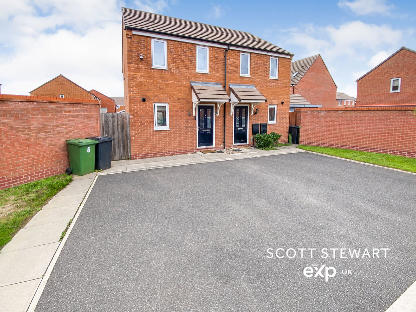 Semi Detached House for sale in Peterborough, Agatha Place, Cardea, Peterborough, PE2 8XW