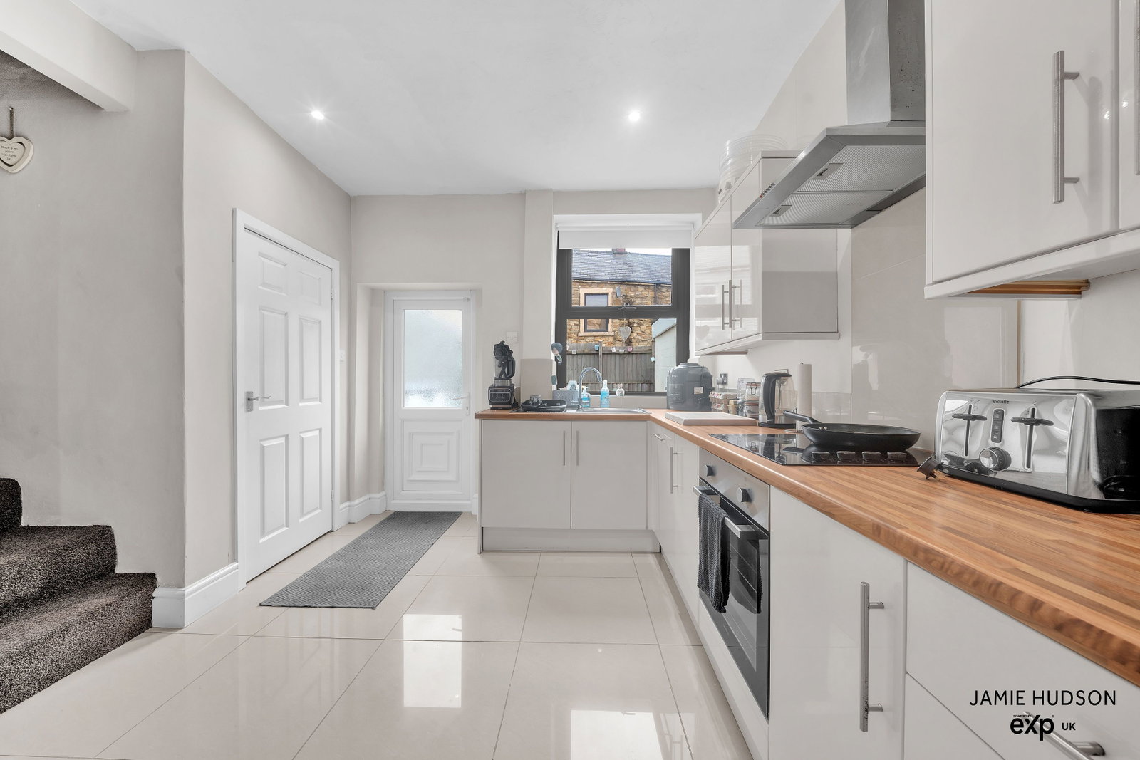 Terraced House for sale in Burnley, Alma Street, Padiham, Burnley, BB12 8LF, 775 m²