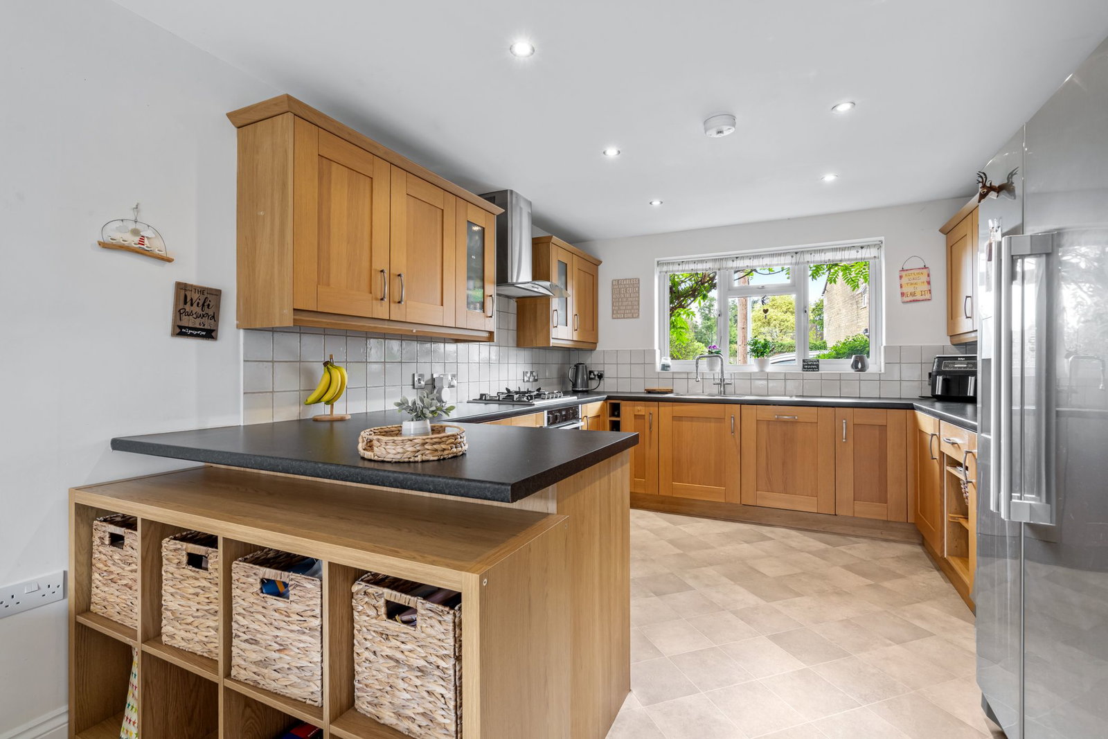 Detached House for sale in Cheltenham, Priory Lane, Bishops Cleeve, Cheltenham, GL52, 1715 m²