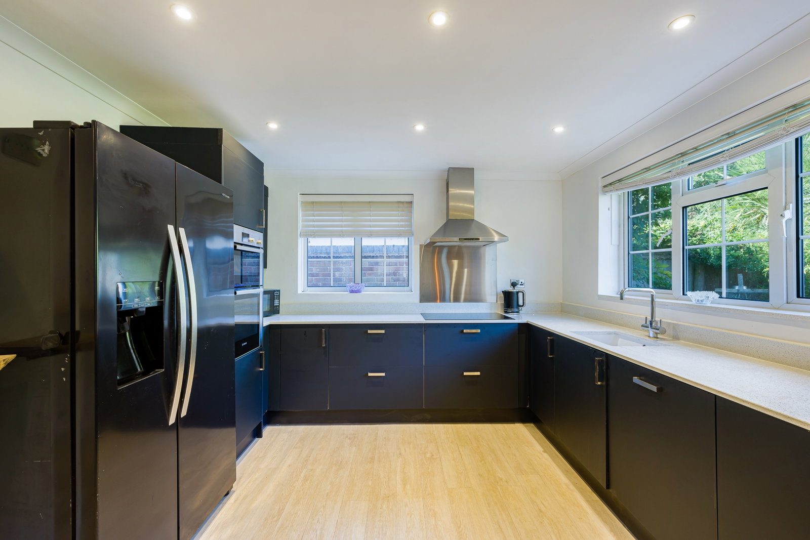 Detached House for sale in Grantham, Wells Close on Barrowby Gate in Grantham, 1975 m²