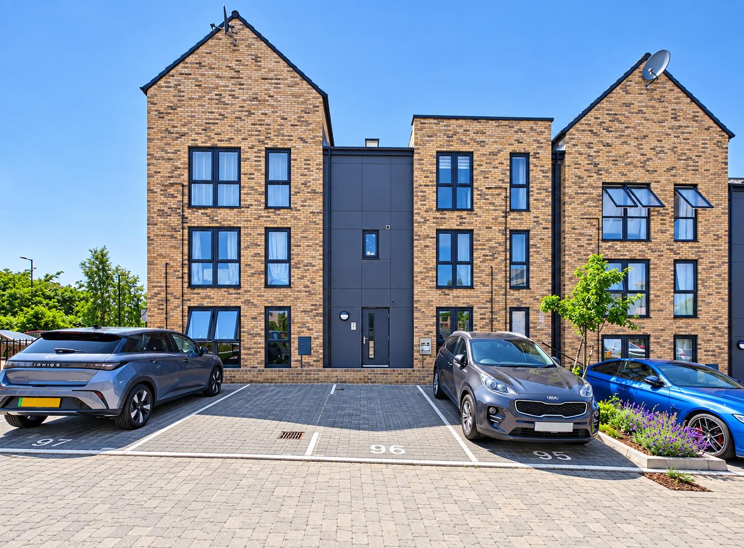 Flat for sale in Bristol, Old Pump House Close, Bristol, BS13 7DL
